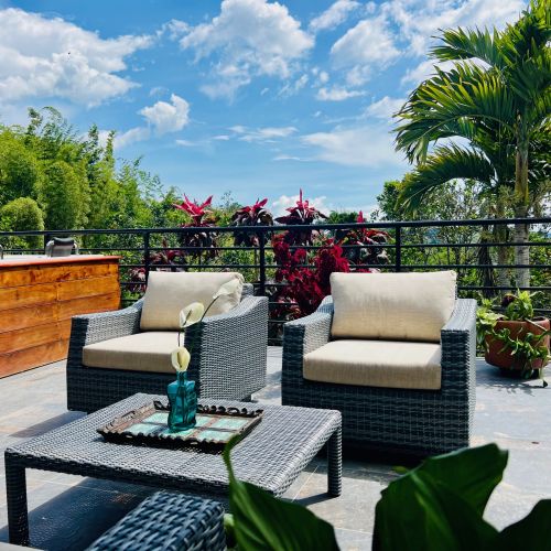 Finca Bella Village ATV Adventure - Terraza con jacuzzi