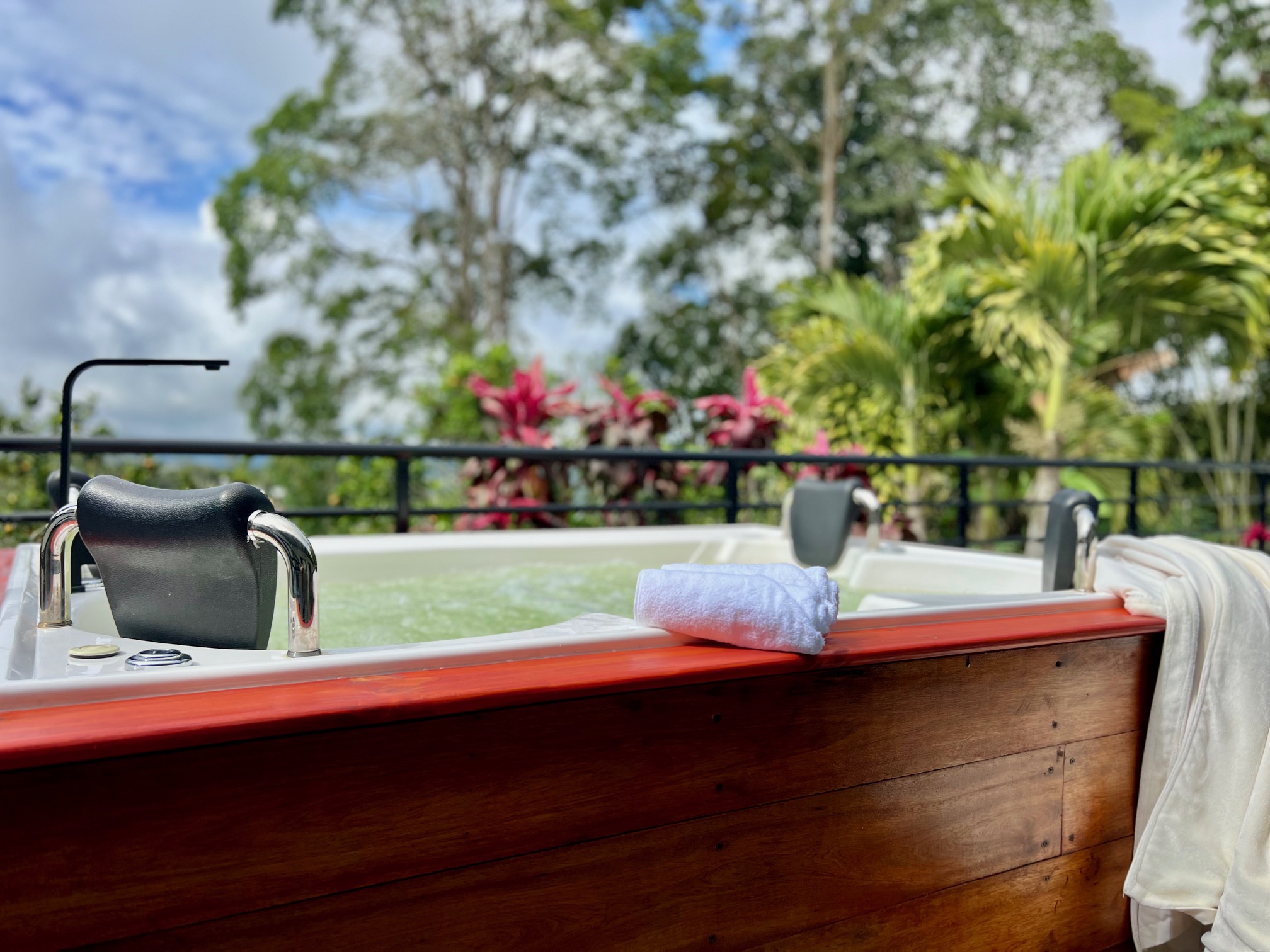 Finca Bella Village ATV Adventure - jacuzzi Finca Bella Village ATV Adventure - jacuzzi