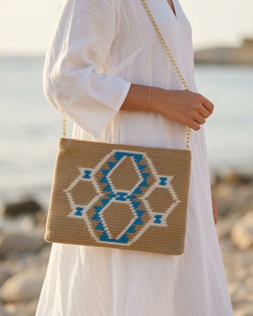 Clutch Artesanal Reflejo