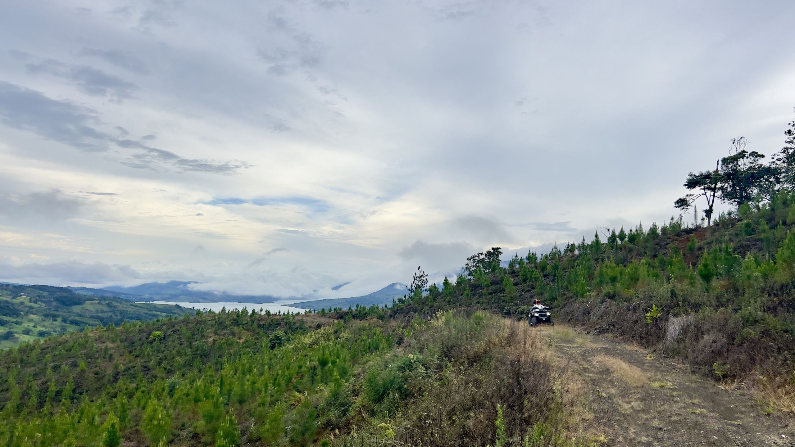 Adventure Base Bella Village Calima
